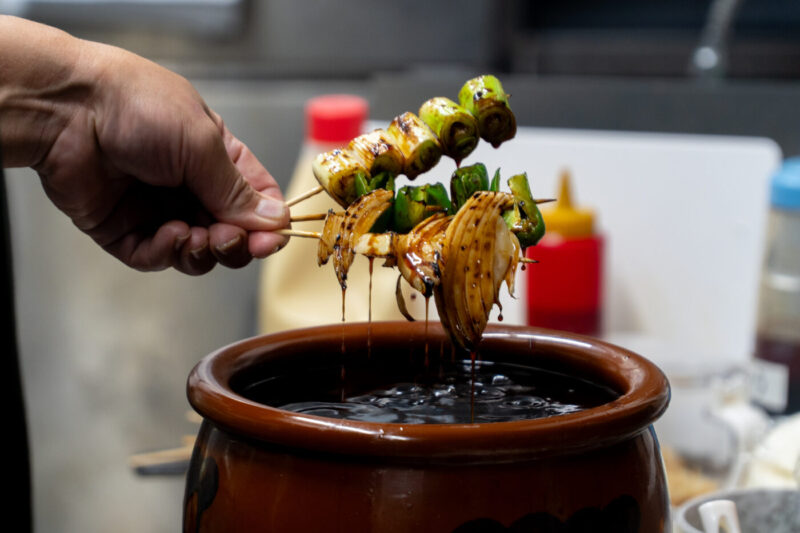 仕込みから笑顔まで
すべて手作り